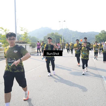 Runner Photo 6936212