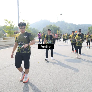 Runner Photo 6936217