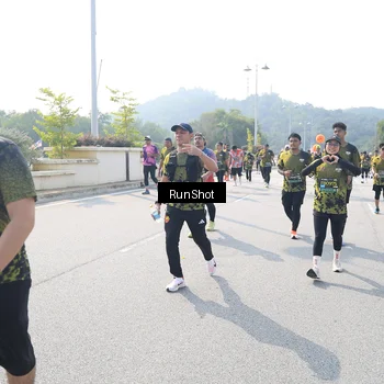 Runner Photo 6936223