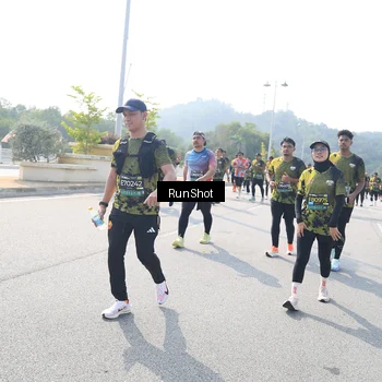 Runner Photo 6936230