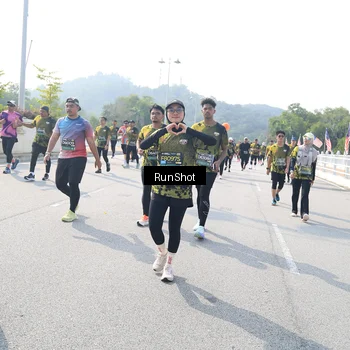 Runner Photo 6936241