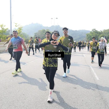 Runner Photo 6936242