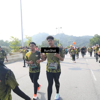 Runner Photo 6936251