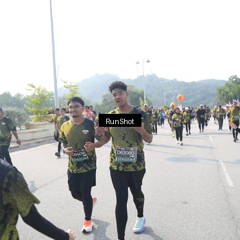 Runner Photo 6936253