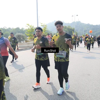 Runner Photo 6936255