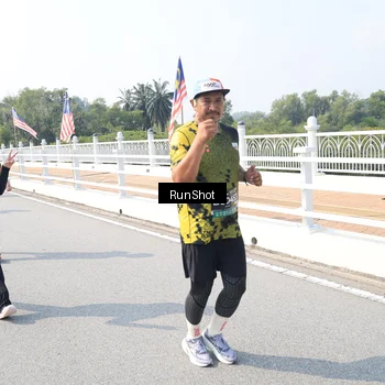 Runner Photo 6936263