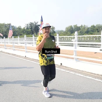 Runner Photo 6936265