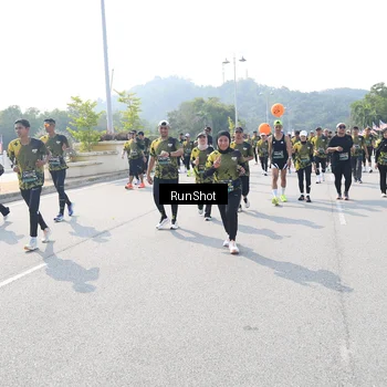 Runner Photo 6936289