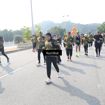 Runner Photo 6936297