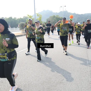 Runner Photo 6936306