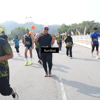 Runner Photo 6936314