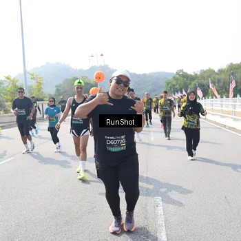 Runner Photo 6936318