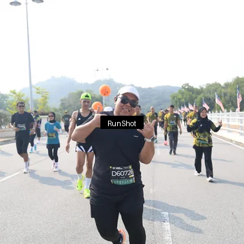 Runner Photo 6936319