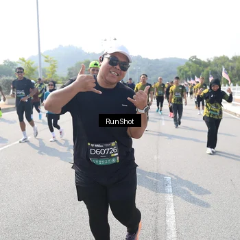 Runner Photo 6936321