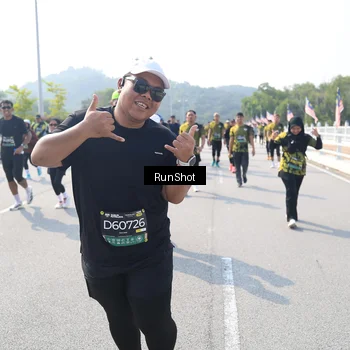 Runner Photo 6936322