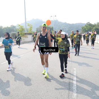 Runner Photo 6936332