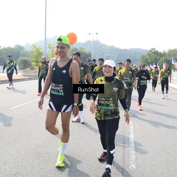 Runner Photo 6936343