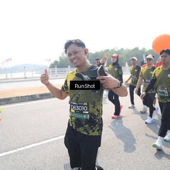 Runner Photo 6936367