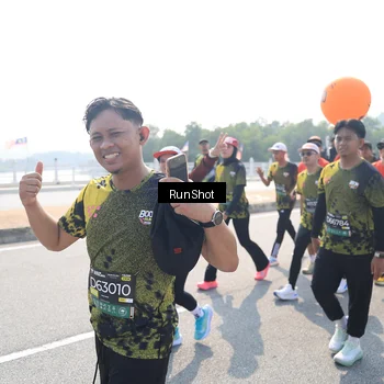 Runner Photo 6936371