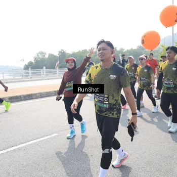 Runner Photo 6936376