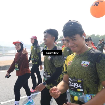 Runner Photo 6936381
