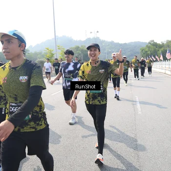 Runner Photo 6936389