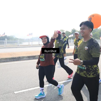 Runner Photo 6936391