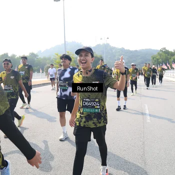 Runner Photo 6936394