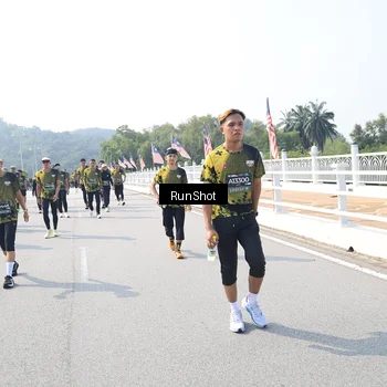Runner Photo 6936398