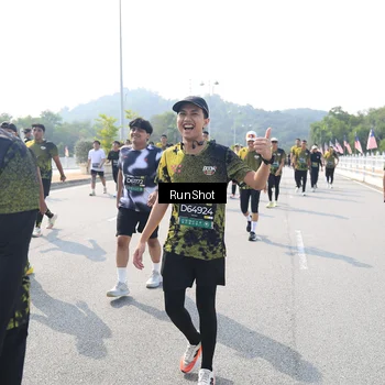 Runner Photo 6936399