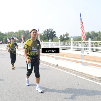 Runner Photo 6936403