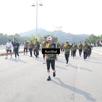 Runner Photo 6936411