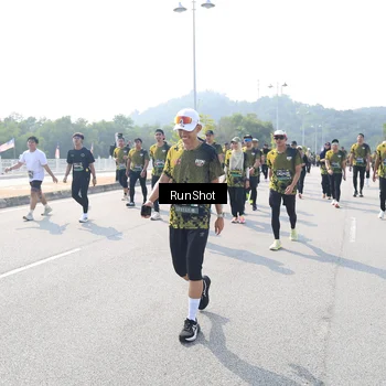 Runner Photo 6936418