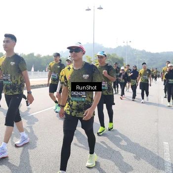 Runner Photo 6936443