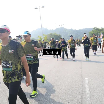 Runner Photo 6936446