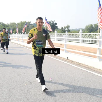 Runner Photo 6936468