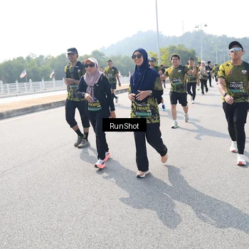Runner Photo 6936480
