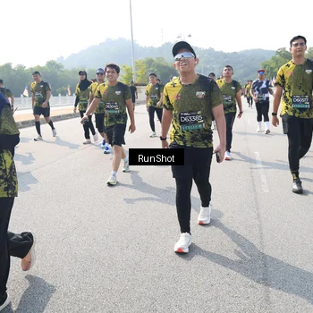 Runner Photo 6936489