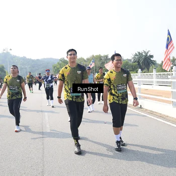 Runner Photo 6936491