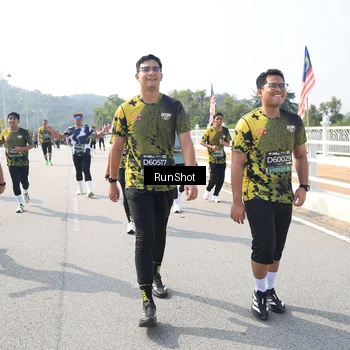 Runner Photo 6936493