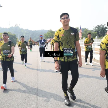 Runner Photo 6936495
