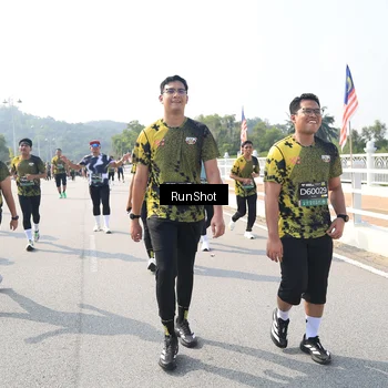 Runner Photo 6936498
