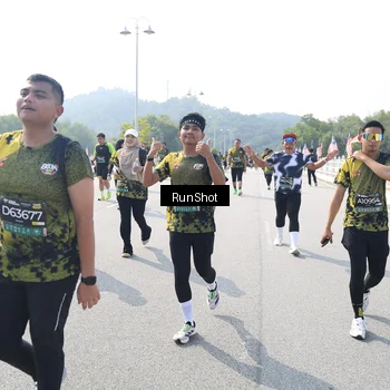 Runner Photo 6936505