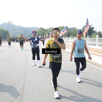 Runner Photo 6936519