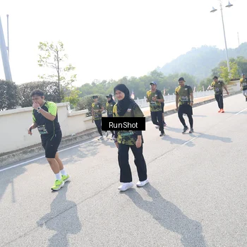 Runner Photo 6936529