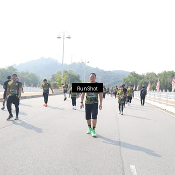Runner Photo 6936538