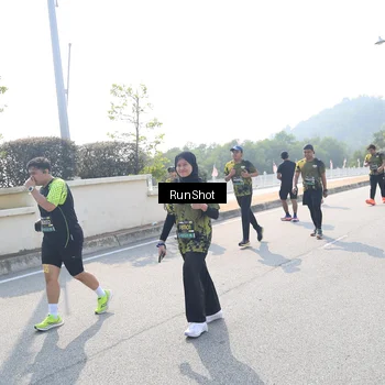 Runner Photo 6936544