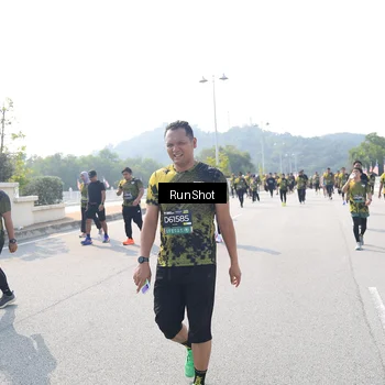 Runner Photo 6936558