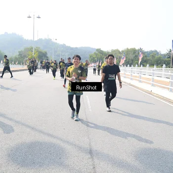 Runner Photo 6936579