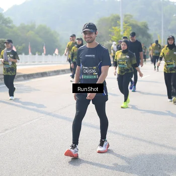 Runner Photo 6936595